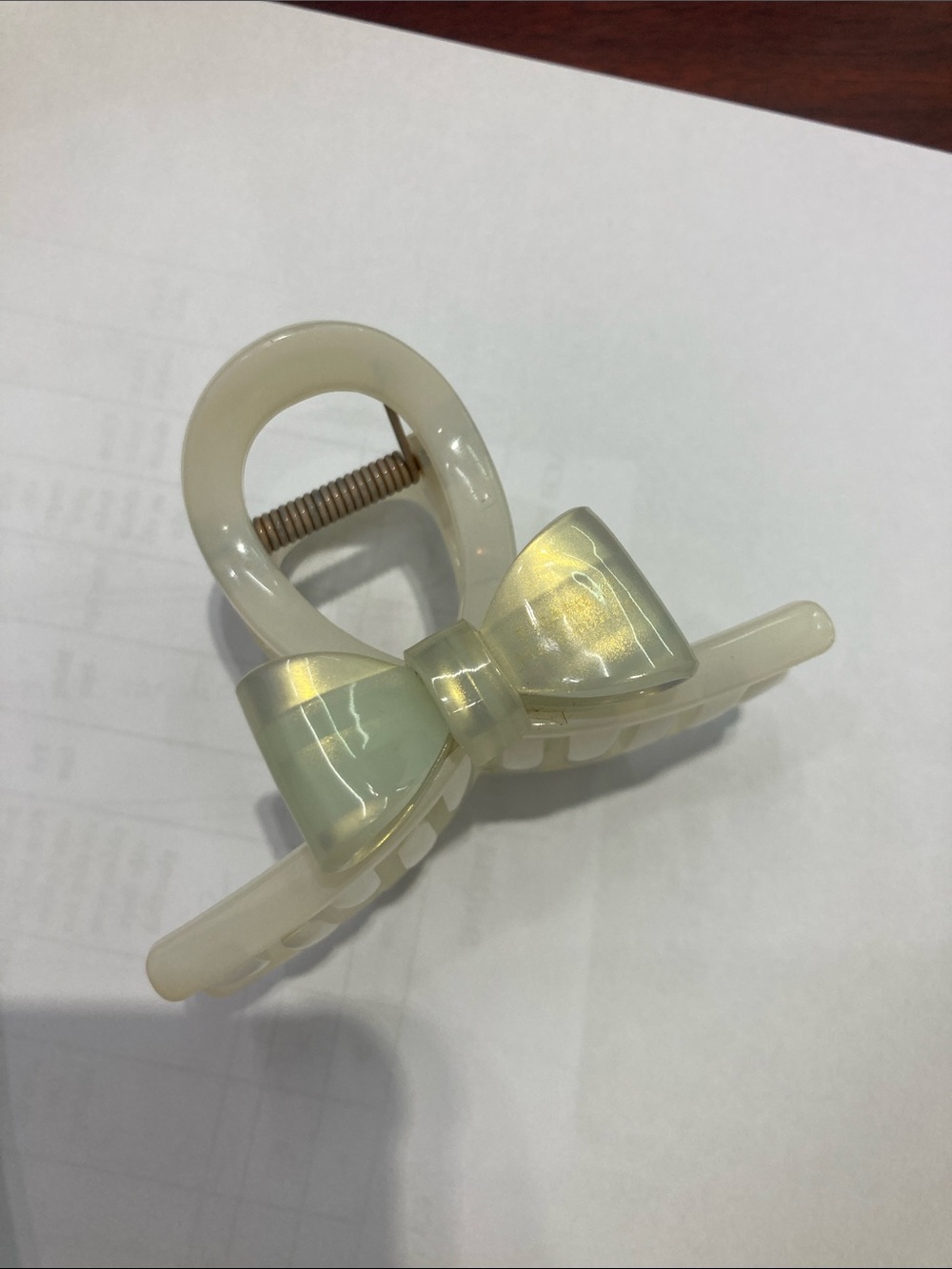 Pearlescent Cream Bow Hair Claw Clip for Women